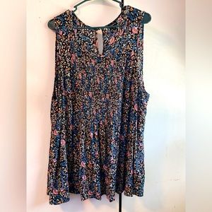 TORRID FLOWY TANK SIZE 4